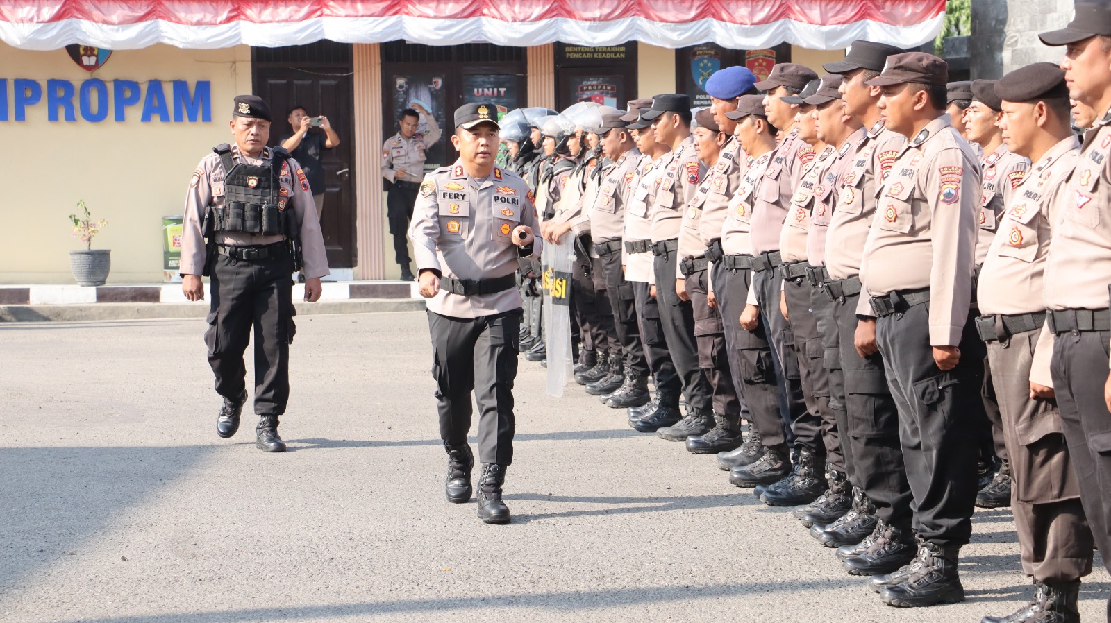 AKBP M. SOLIKHIN FERY PIMPIN APEL KESIAPSIAGAAN PERSONIL